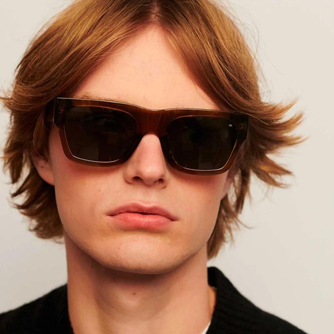 AGNES SOLBRILLER | SMOKE TRANSPARENT