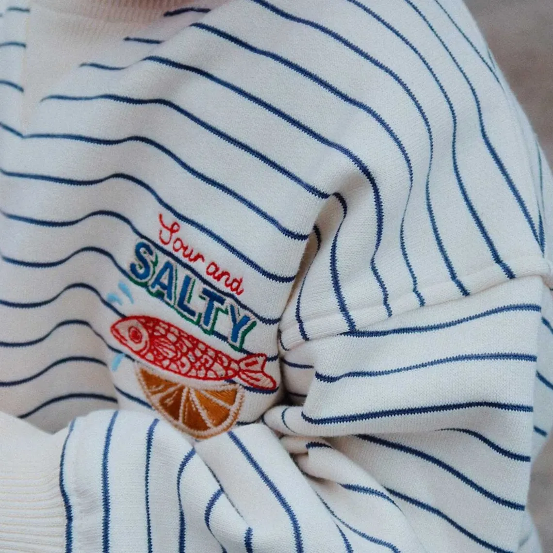 AMIO SWEAT SHIRT | CAPTAINS BLUE/ANTIQUE WHITE