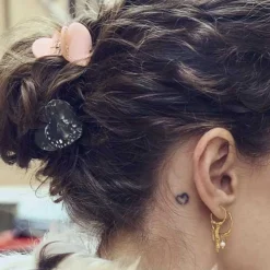 AMO SMALL HAIRCLAW BLUSH