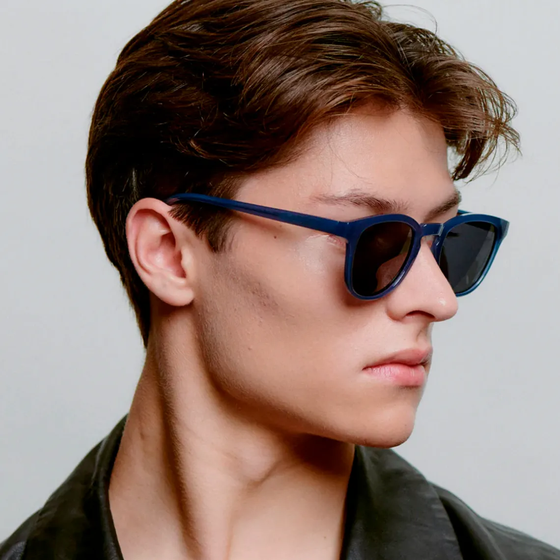 BATE SOLBRILLER | BLUE STEEL