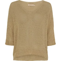 BETINA STRIK | CAMELLO