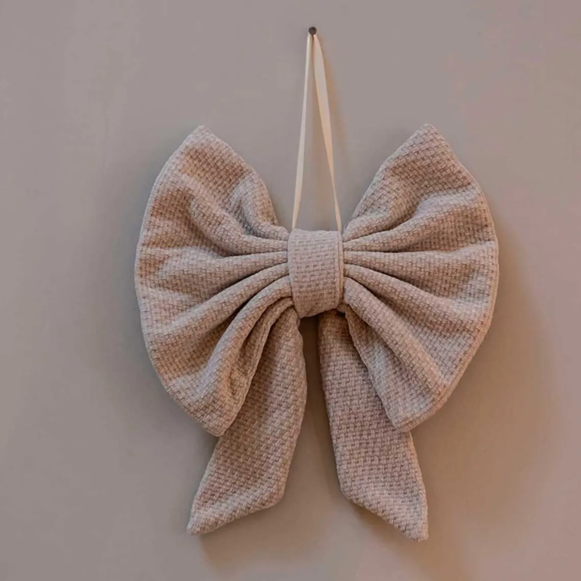 BOW - MEDIUM