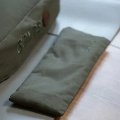 CALM ORGANIC COTTON EYE PILLOW | DARK OLIVE