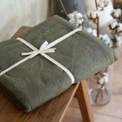 CALM ORGANIC COTTON YOGA BLANKET | DARK OLIVE