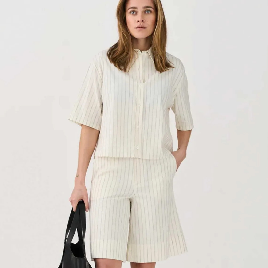 CARINA FRENCH SHORTS | ECRU