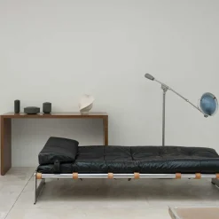 CERAMIC PIROUT VASE 01 | RAW WHITE