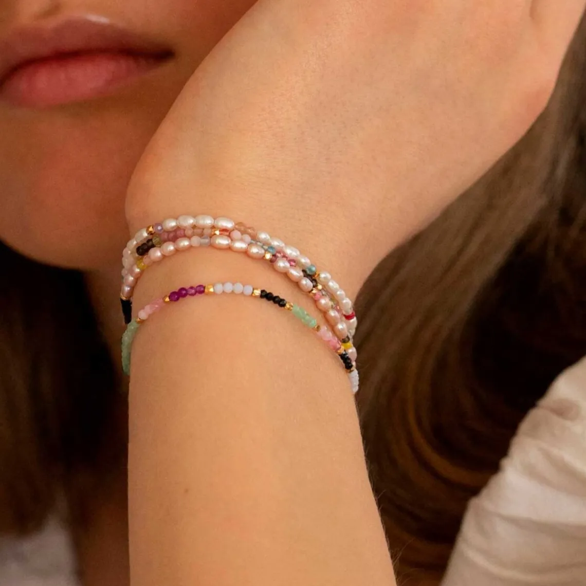 CONFETTI PEARL BRACELET WITH PINK PASTEL MIX WITH SOFT PINK RIBBON