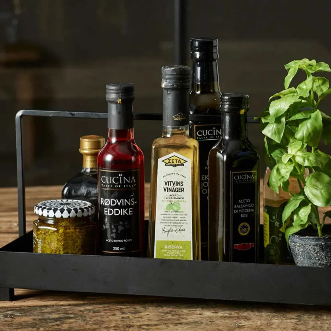 DEKOBAKKE M/HANK 42X20X19 CM | MAT SORT