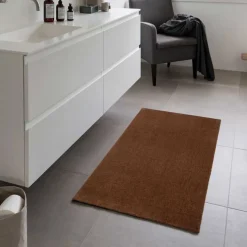 DØRMÅTTE ENSFARVET 67X120 CM | COGNAC