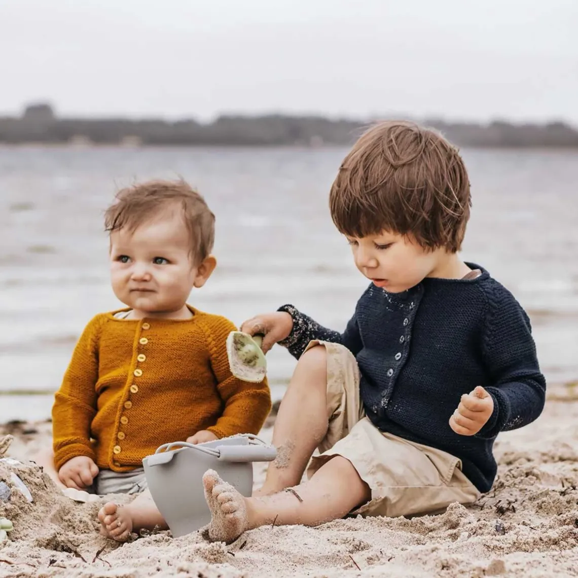 DU ER MIN ØJESTEN - STRIK TIL DE MINDSTE