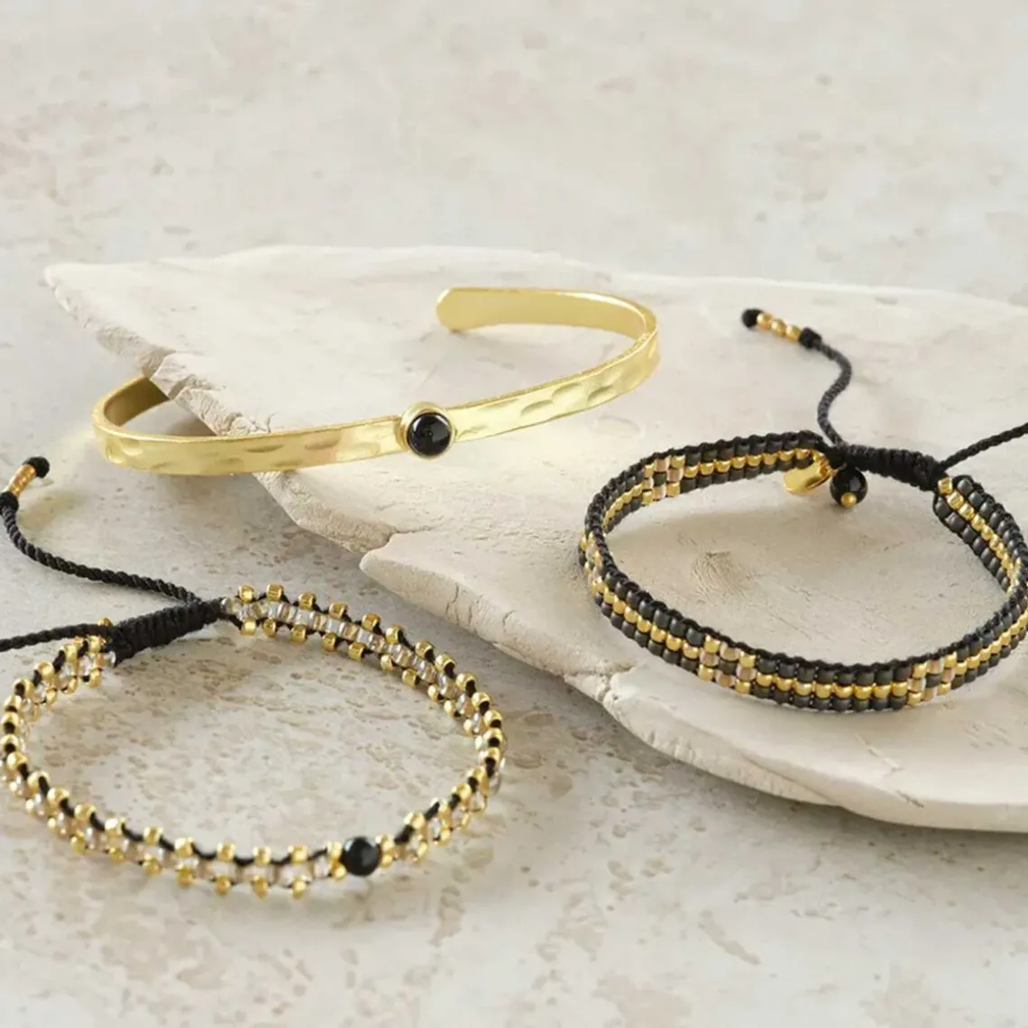 ETERNAL BLACK ONYX ARMBÅND