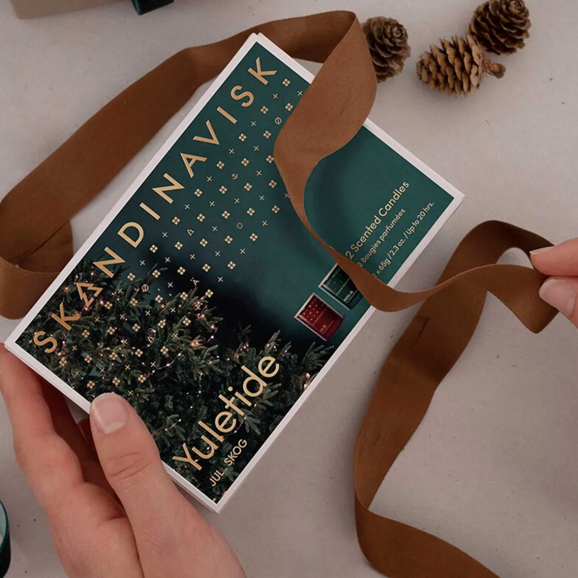 GIFTSET - YULETIDE SCENTED CANDLES