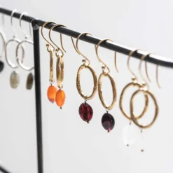 GRACEFUL MOONSTONE EARRINGS