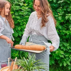 GRILLEHANDSKE M/STIKNING | MØRKEBLÅ/HVID