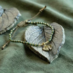 HOPING LABRADORITE BRACELET