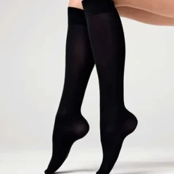 INGRID KNÆSTRØMPER | BLACK