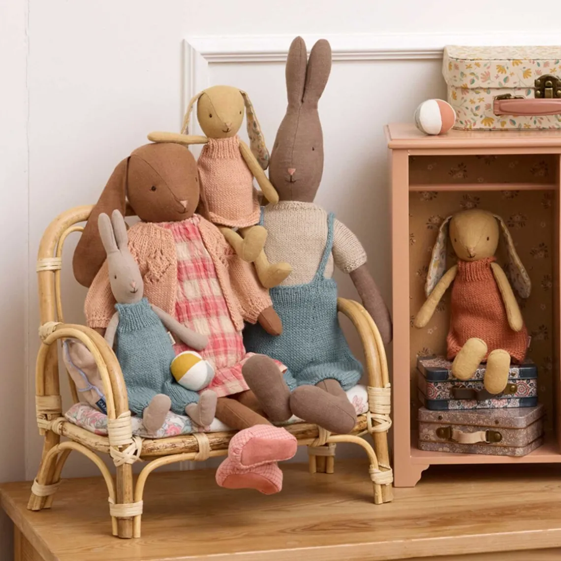 KANIN STR. 1 - CREMEGUL - STRIKKET KJOLE