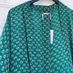 KIMONO I SILKE - KORT | PETROL GRØN