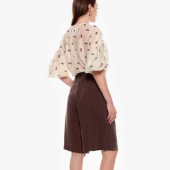 KNEE-LENGTH SHORTS W/BELT | MORO