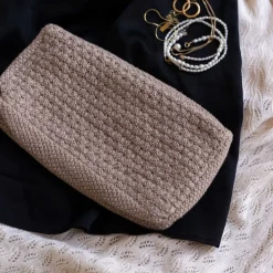 KNITTED CLUTCH | TIGER MELANGE
