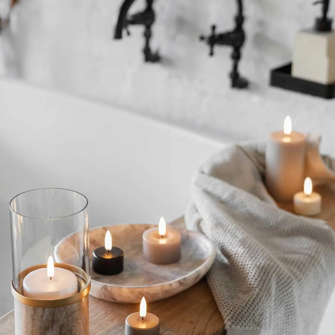 LED FYRFADSLYS SMOOTH | HVID