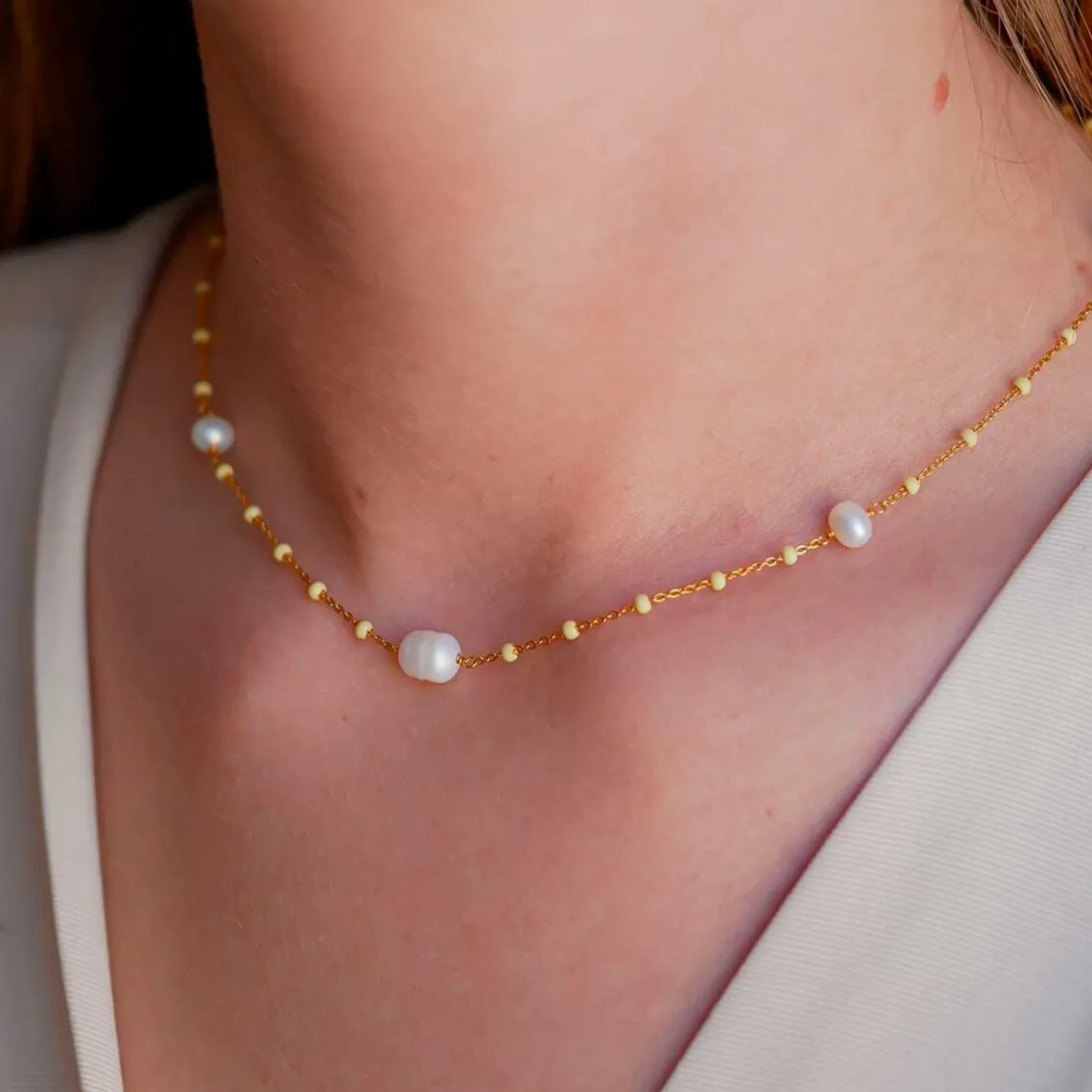 LOLA PERLITA HALSKÆDE FORGYLDT | LEMONE PEARL