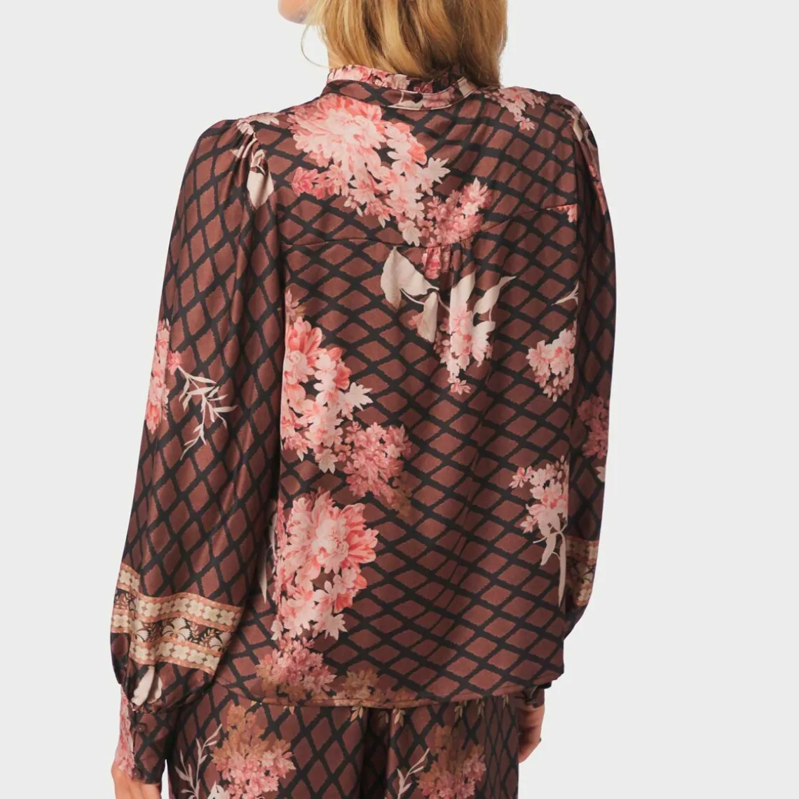 MASSIMA BOTANICAL BORDER BLUSE | BLACK