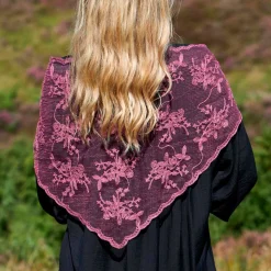 MIRIANA TRIANGLE LACE SCARF | WINE