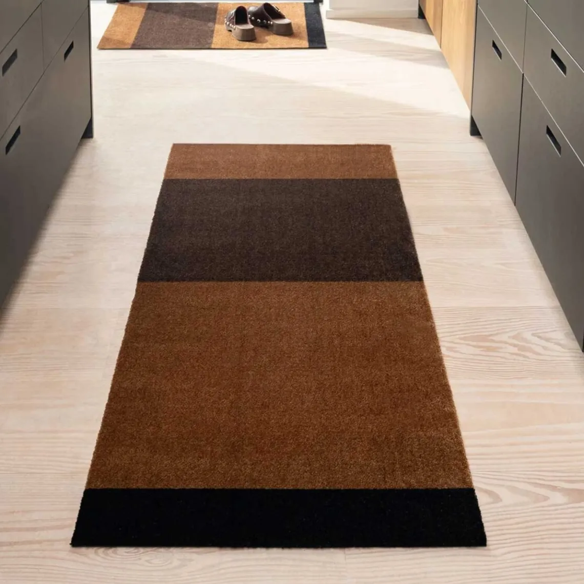 MÅTTE STRIPES HORIZONT 67X120 | BRUN/COGNAC