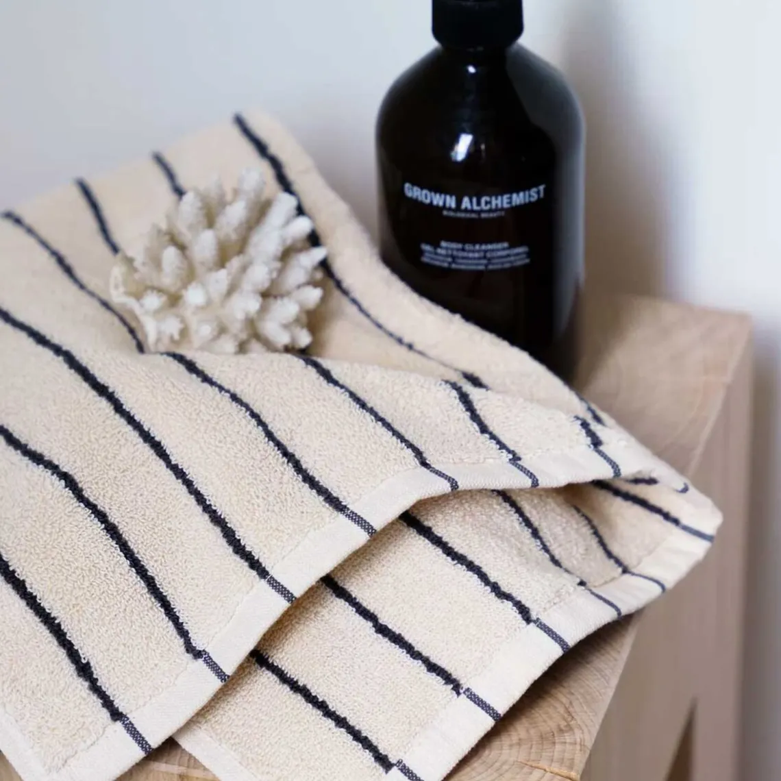 NARAM GÆSTEHÅNDKLÆDE 30X50 CM | CREME/INK