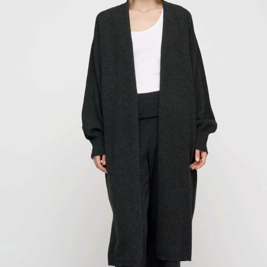 NAYA CARDIGAN MERINO | CHARCOAL MELANGE