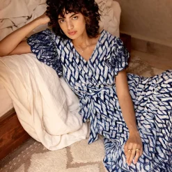 NELLIO KJOLE | WATERLINE PRINT