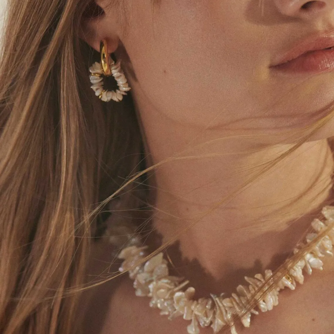 PEARL POWER HALSKÆDE | FORGYLDT