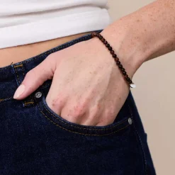 PETITE STRETCH ARMBÅND | RØD TIGERØJE