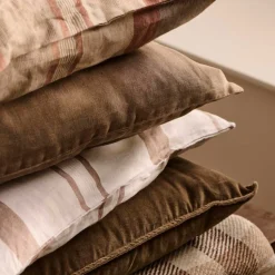 PUDE I HØR 40X60 CM | CHOCOLATE