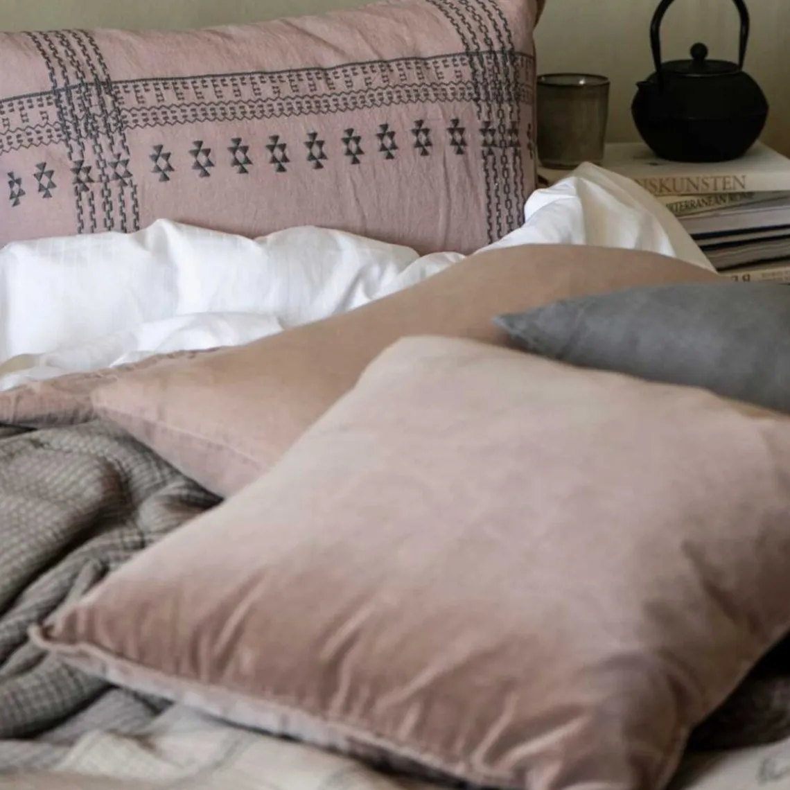 PUDE VELOUR INK. FYLD 50X50 CM | BURNED ROSE