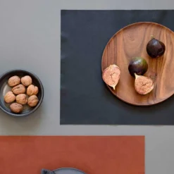 RUND SKÆRE/SERVERINGSBRÆT Ø25 | MØRKEBRUN