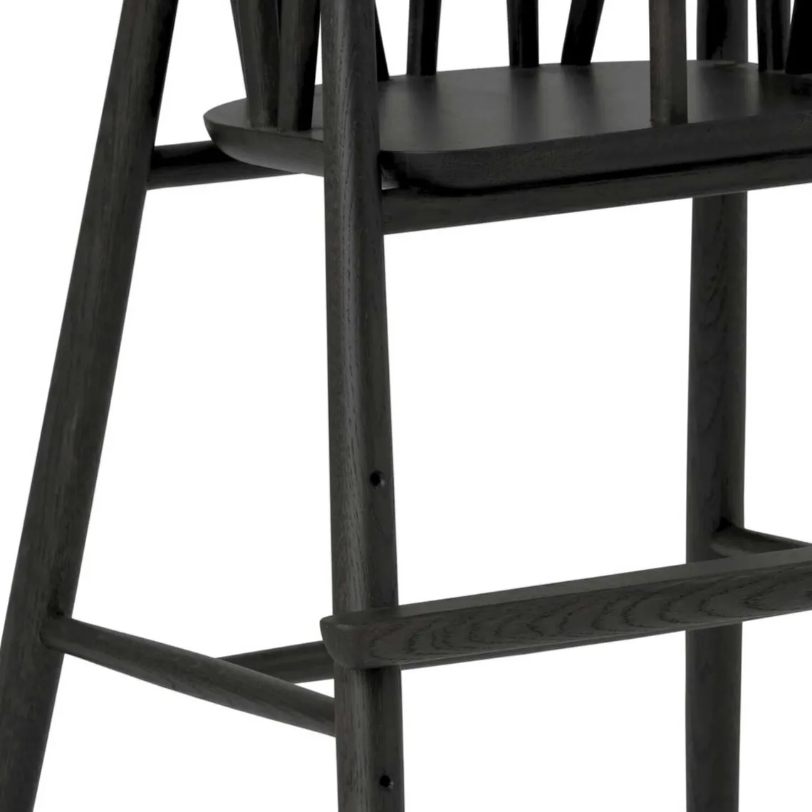 SAGA HØJ STOL SORT RØGET EG