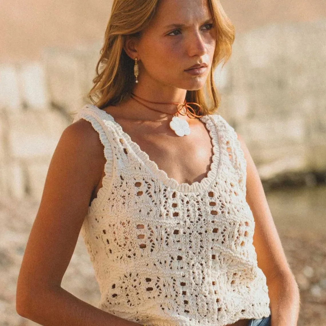 SEASIDE ØRERINGE - CARAMEL CREAM | FORGYLDT