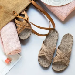 SHANGIES WOMAN NO. 1 | CREAMY WHITE