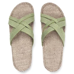 SHANGIES WOMAN NO. 1 | GREEN LEAVES