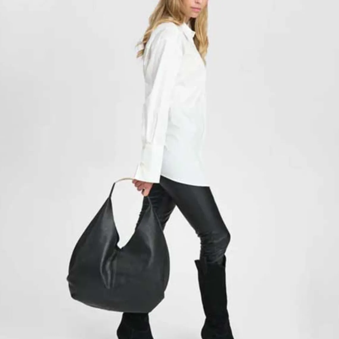 SHOPPER | BLACK