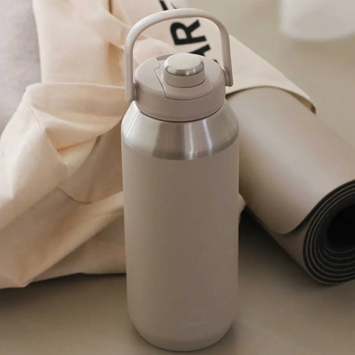 SPORTS BOTTLE 950 ML | CREAM BEIGE