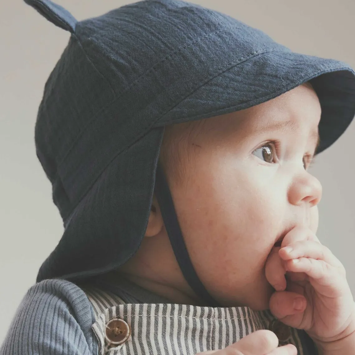 SUMMER HAT EARS MUSLIN | BERING SEA