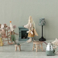 TRILLINGER BABYMUS 8 CM I TÆNDSTIKÆSKE