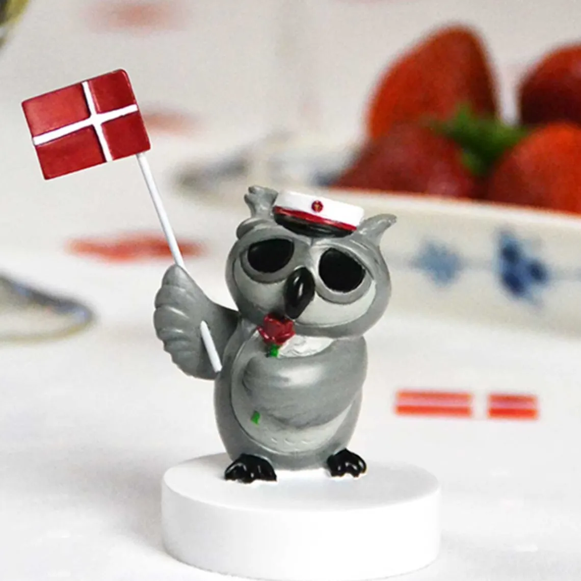 UGLE MED ROSE OG FLAG | RØD