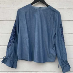 WILMA BLOUSE | CHAMBRAY