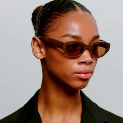 WINNIE SOLBRILLER | CHOCOLATE