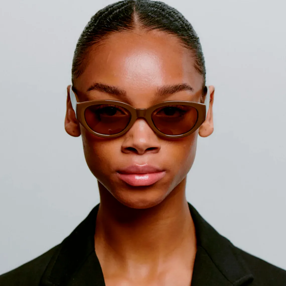 WINNIE SOLBRILLER | CHOCOLATE